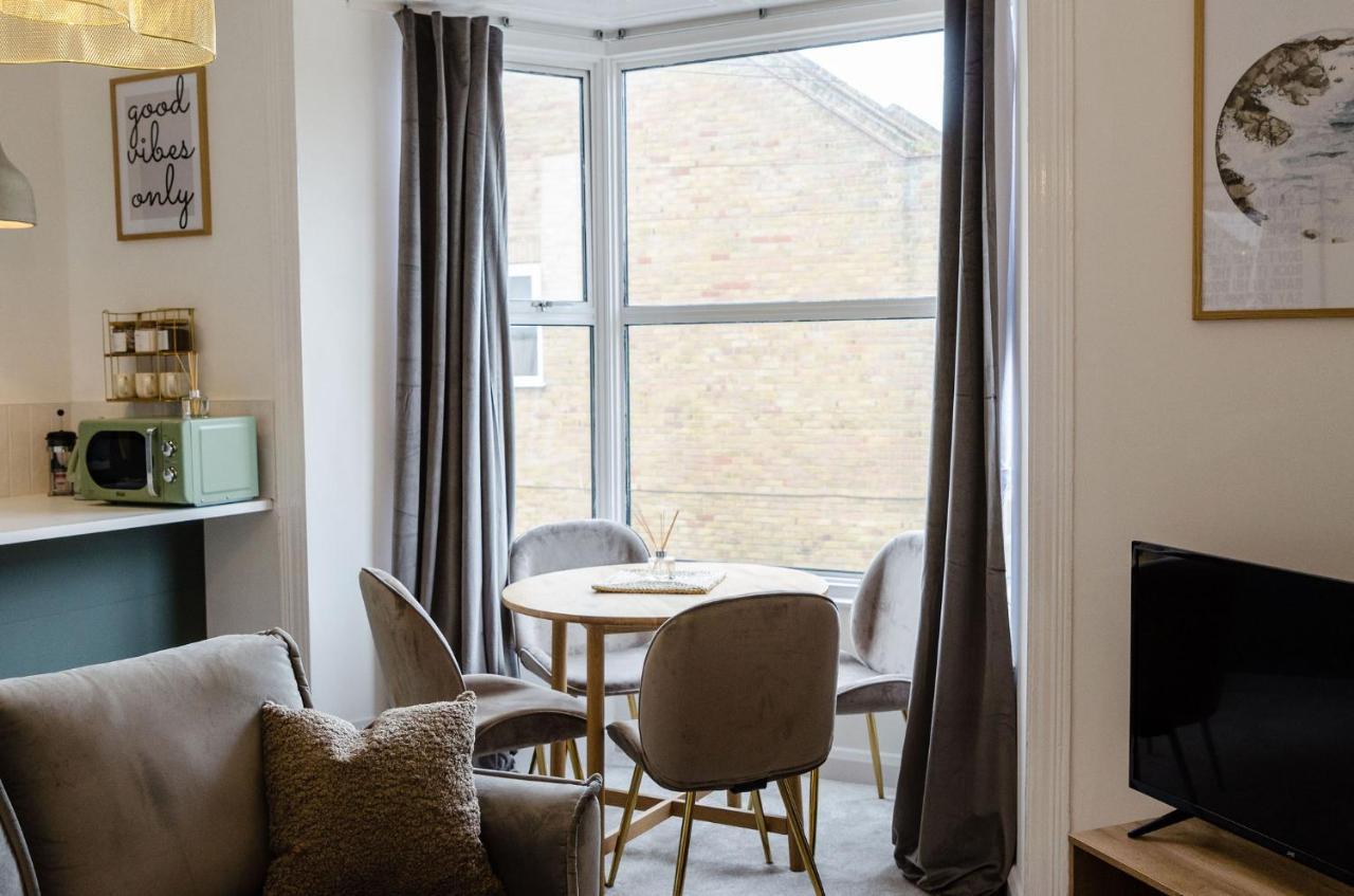 Chic Apartment, Edge Of Old Town! Apartment