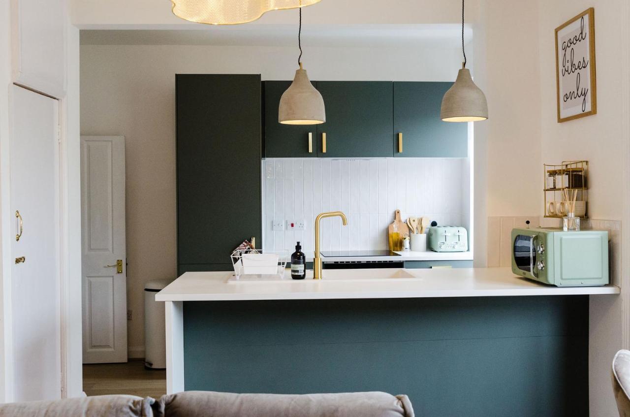 Chic Apartment, Edge Of Old Town!