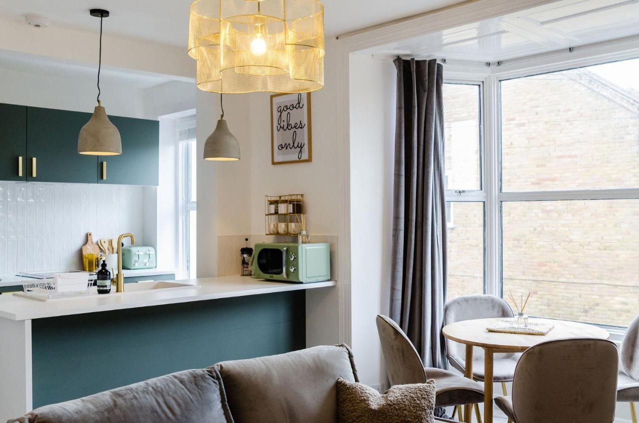 Chic Apartment, Edge Of Old Town! Apartment *